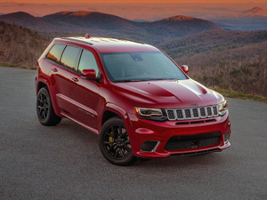 2017款Trackhawk 整体外观
