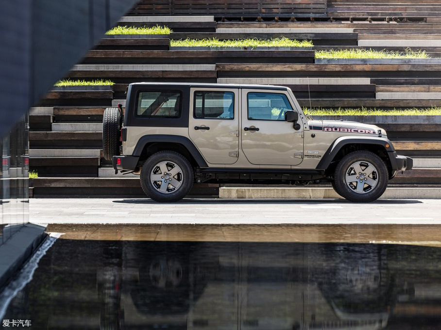 2017R 3.6L Rubicon Reconʮذ