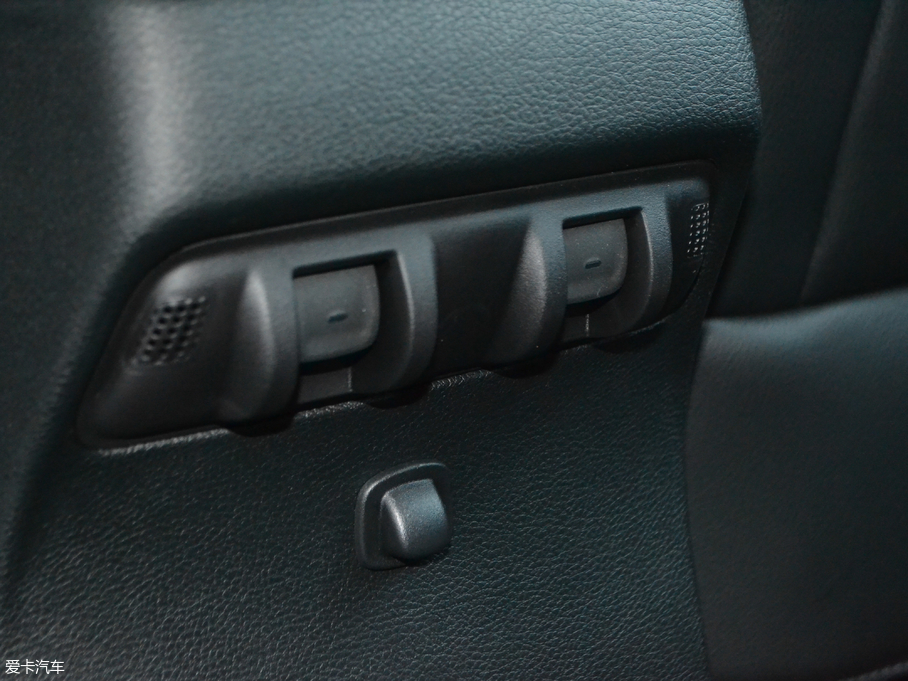 2017R 3.6L Rubicon Reconʮذ