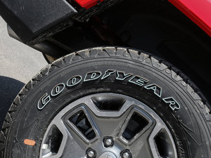 20173.0L SaharaT ݆̥Ʒ