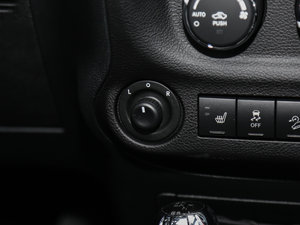 20173.0L SaharaT п؅^