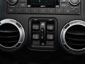 20173.0L SaharaT {܇ƅ^	