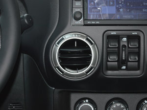 20173.6L RubiconT п؅^