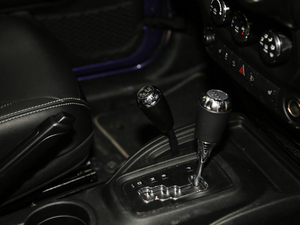 20173.6L RubiconT п؅^