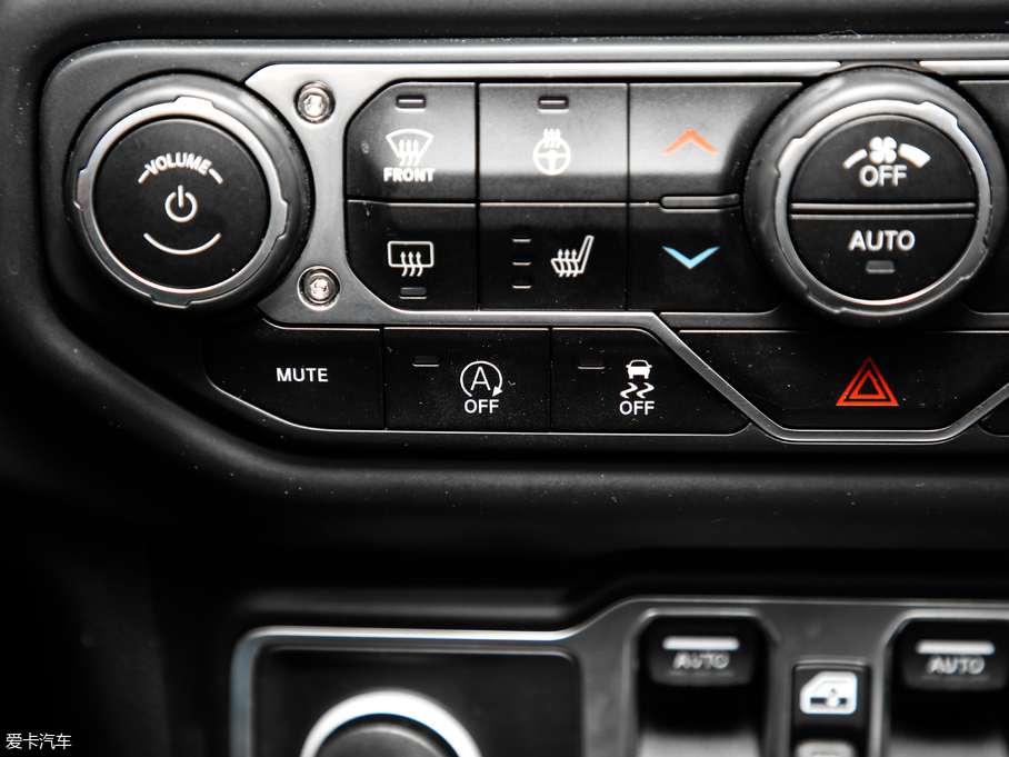 2018R 2.0T SaharaT(mn)