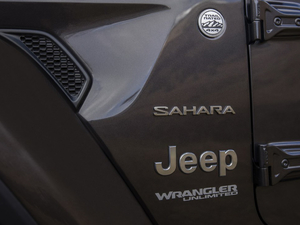 2018款2.0T Sahara四门版 细节外观