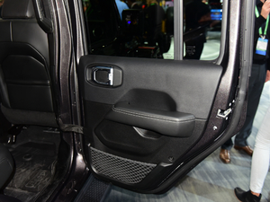 20182.0T SaharaT(mn) g