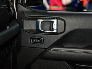 20182.0T SaharaT(mn) g