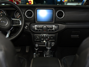 20182.0T SaharaT п؅^