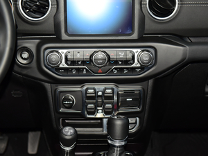 20182.0T SaharaT п؅^