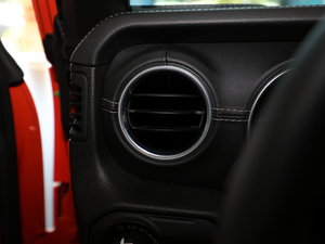 20182.0T SaharaT п؅^