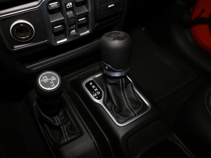 20182.0T SaharaT п؅^