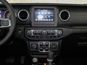 20182.0T SaharaT п_