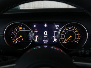 20182.0T SaharaT п؅^