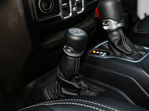 20182.0T SaharaT п؅^