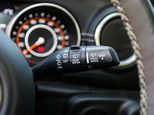 20182.0T SaharaT п؅^