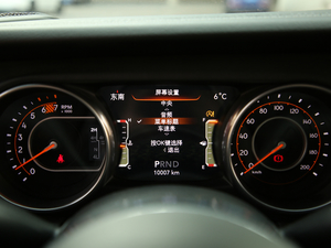 20182.0T SaharaT п؅^