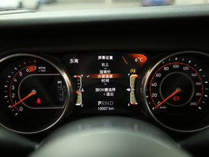 20182.0T SaharaT п؅^