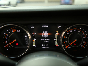 20182.0T SaharaT п؅^