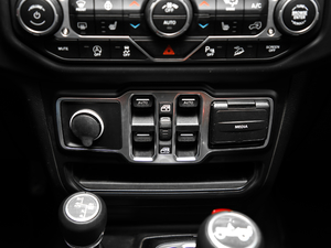 20182.0T SaharaT п؅^