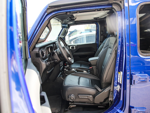 20182.0T SaharaT ǰſg