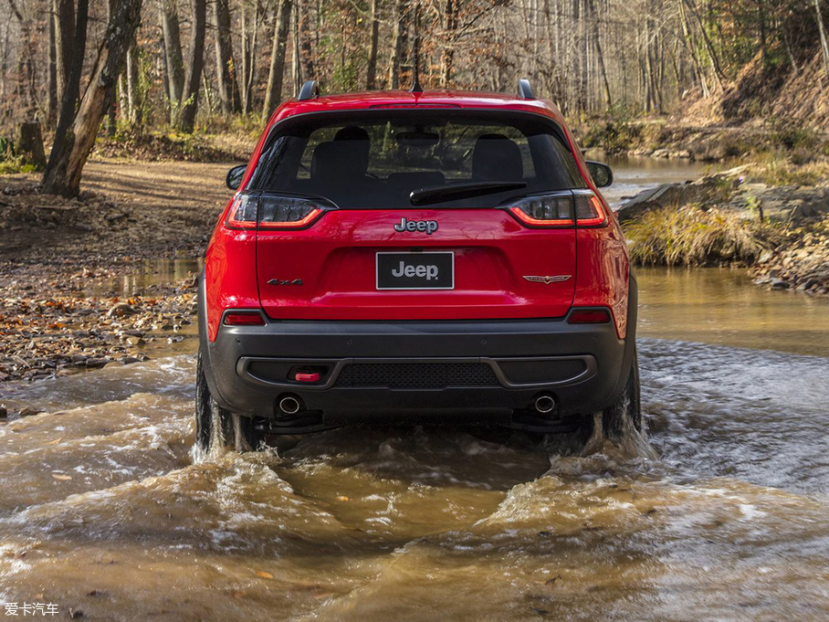 2018ɹ(M) Trailhawk