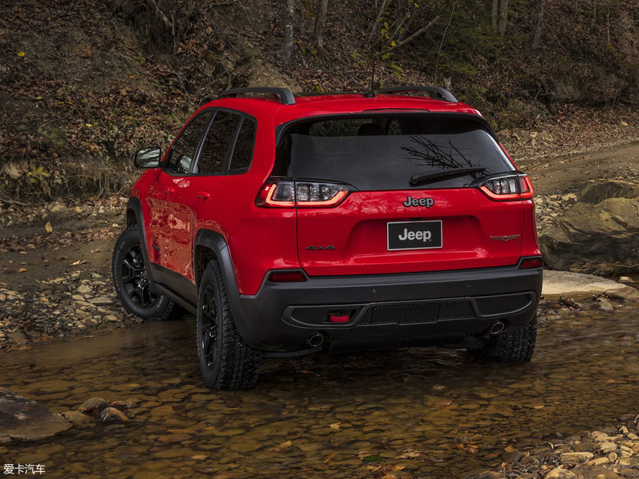 2018款自由光(进口) trailhawk limited 2016款自由光(进口)