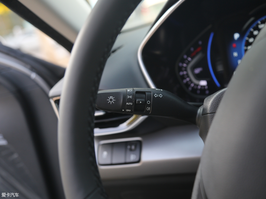 2019���˹�� 280TGDi �\(y��n)�Ӱ� ��V