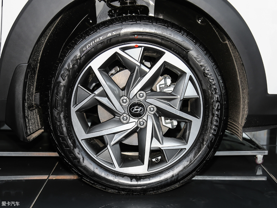 2019;L 280TGDi pxσ(q)rа V