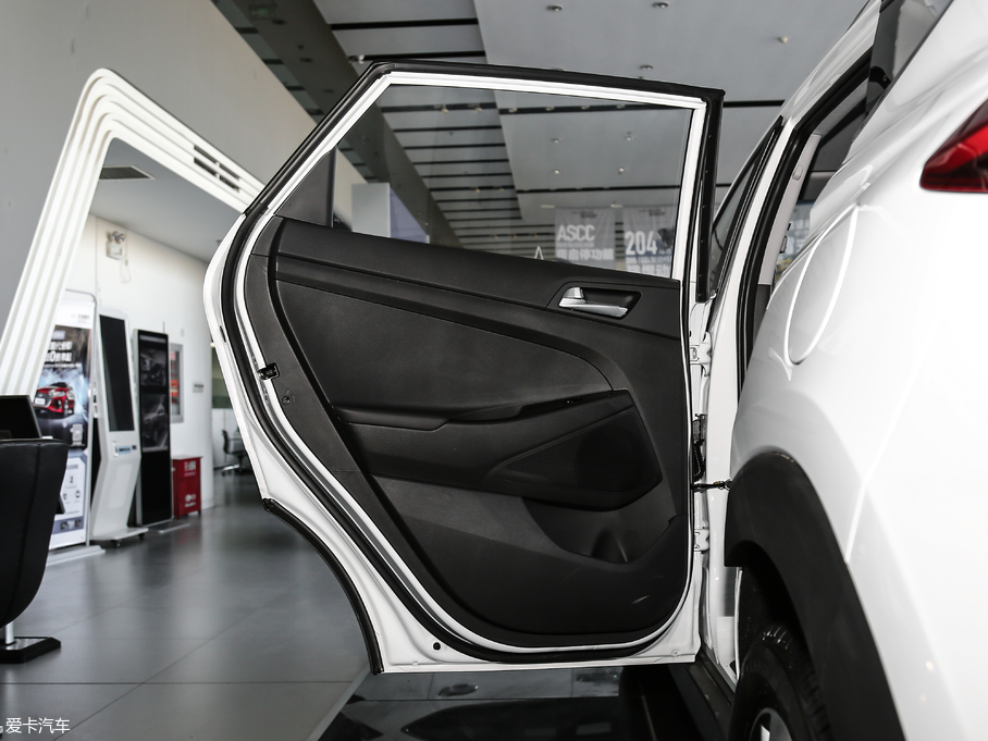 2019;L 280TGDi pxσrа V