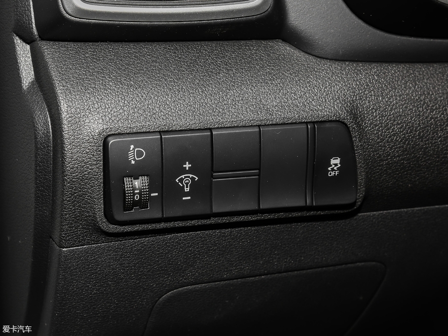 2019;L 280TGDi pxσ(q)r(sh)а (gu)V