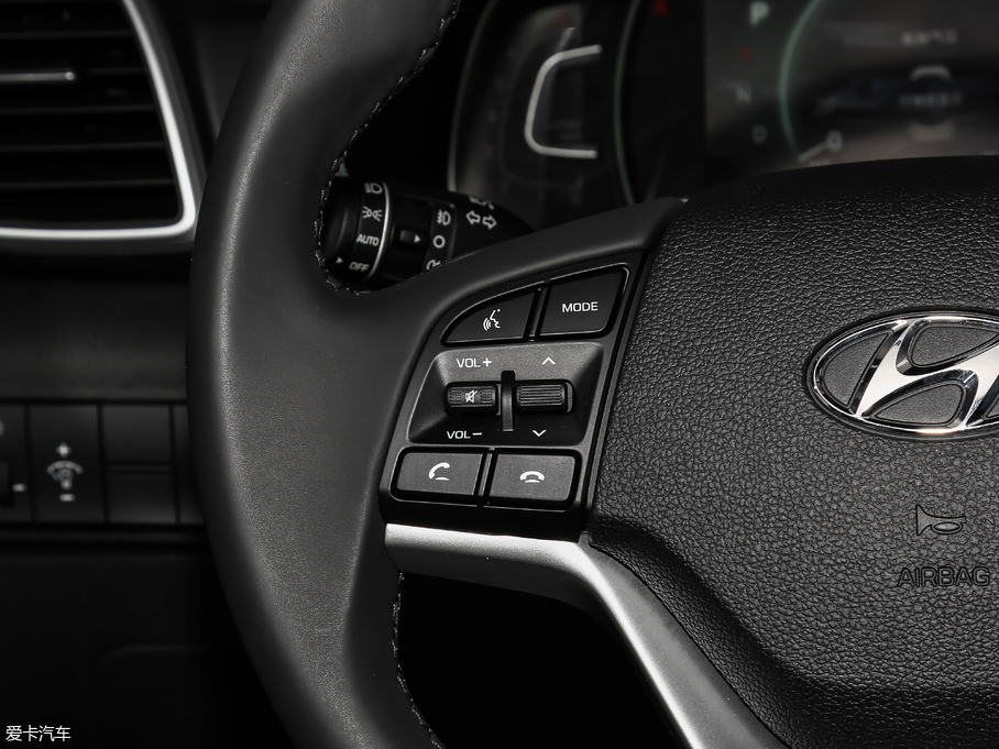 2019;L 280TGDi pxσ(q)rа V