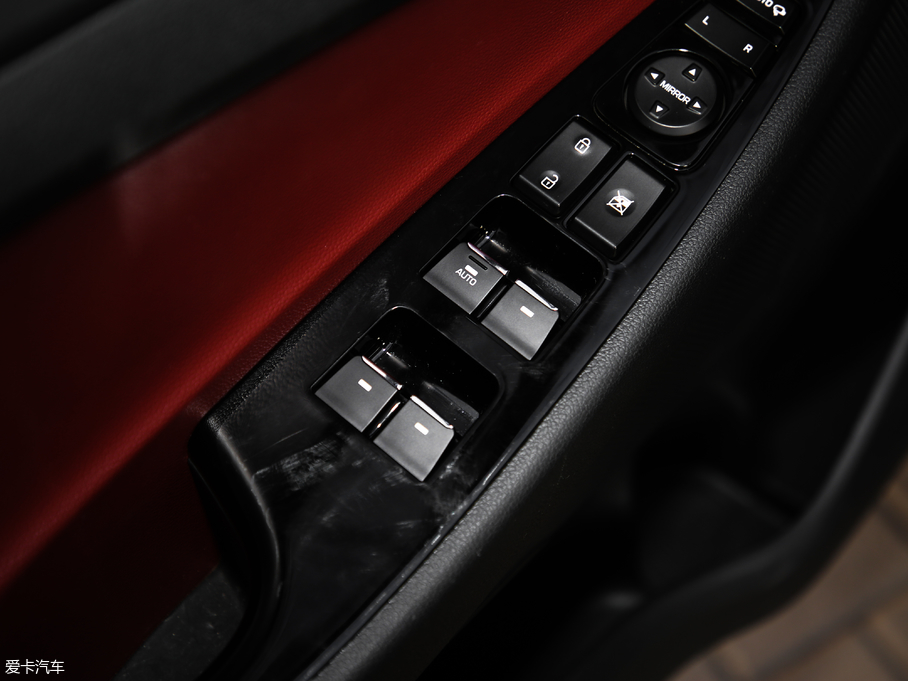 2019;L 280TGDi px(q) V