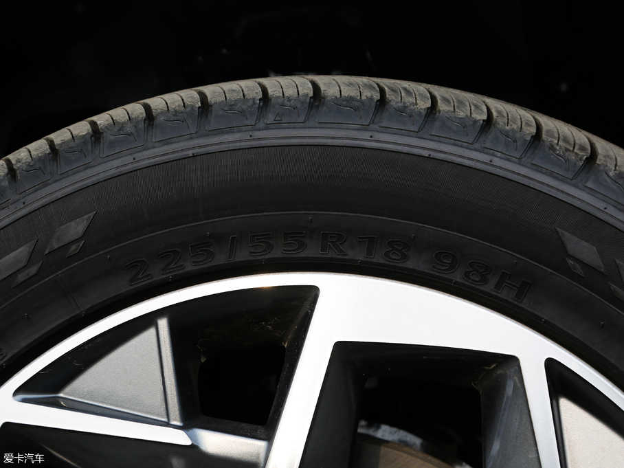 2019;L 280TGDi pxσ V