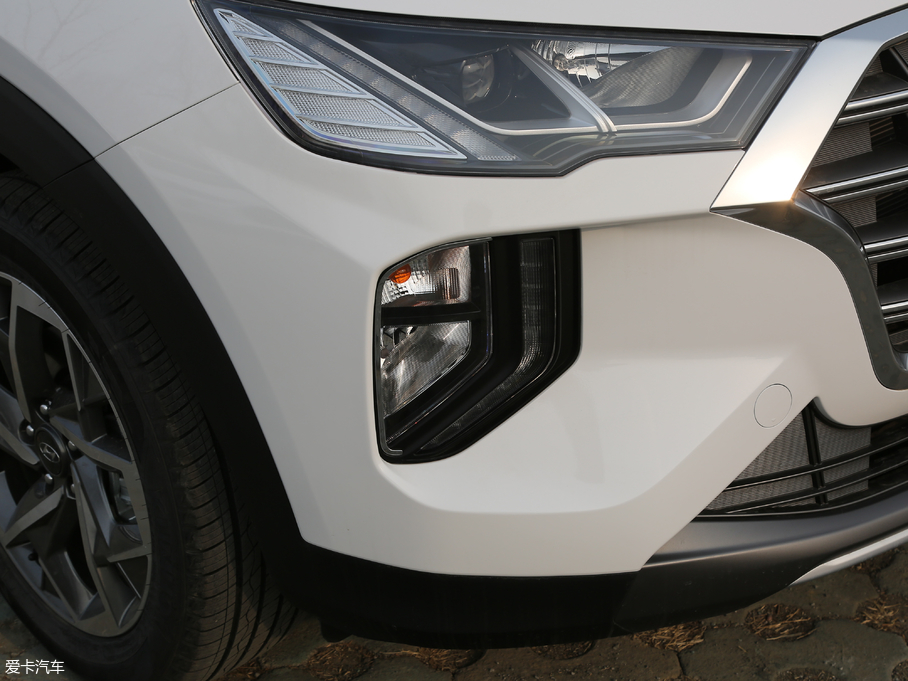 2019;L 280TGDi pxσ V