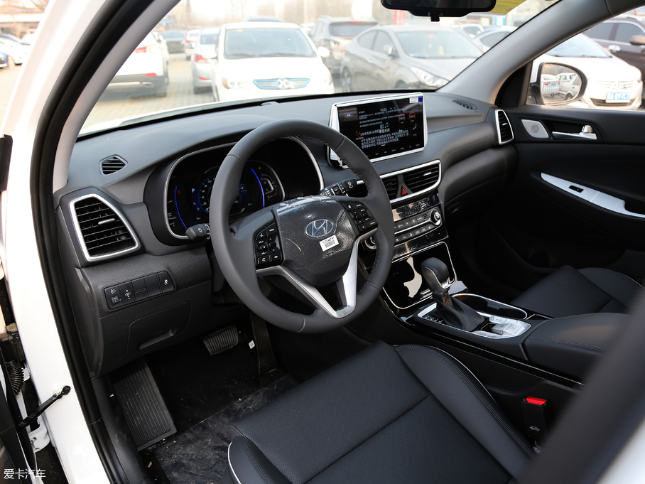 2019;L 280TGDi pxσ V