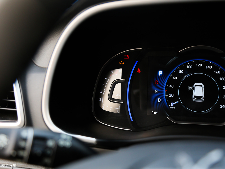 2019;L 280TGDi pxσ V