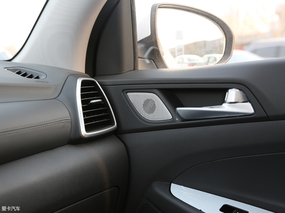 2019;L 280TGDi pxσ V