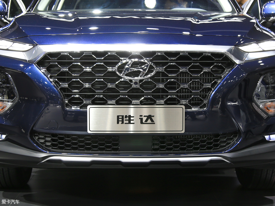 2019F_ Ĵ_ 380 TGDi DLX ԄӃ