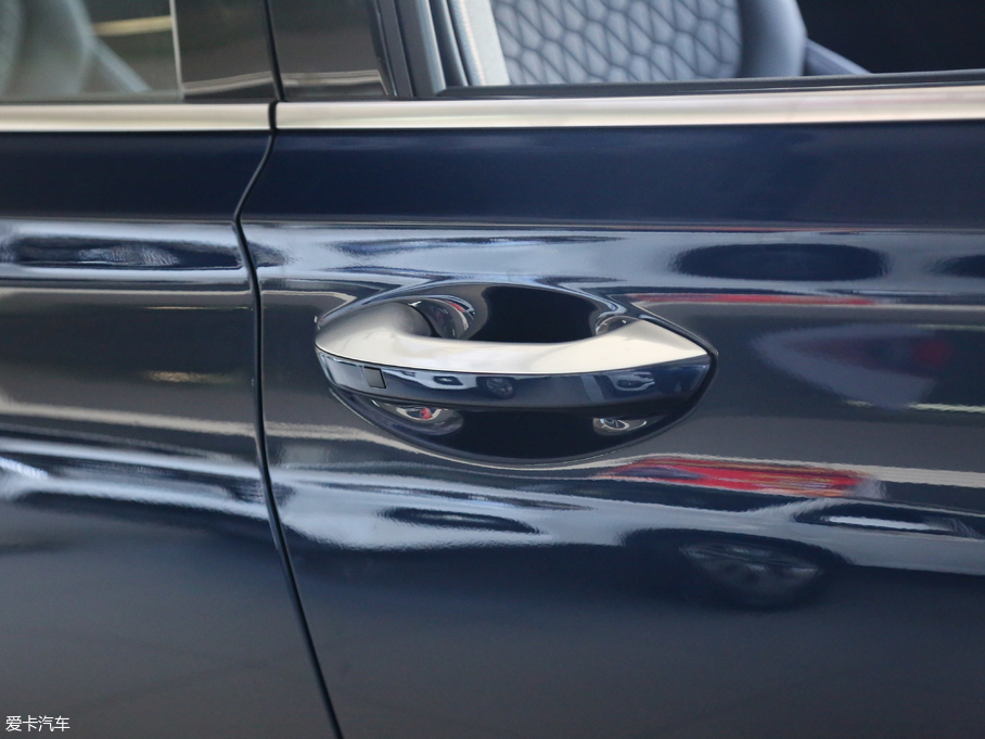 2019F_ Ĵ_ 380 TGDi TOP ԄŞ