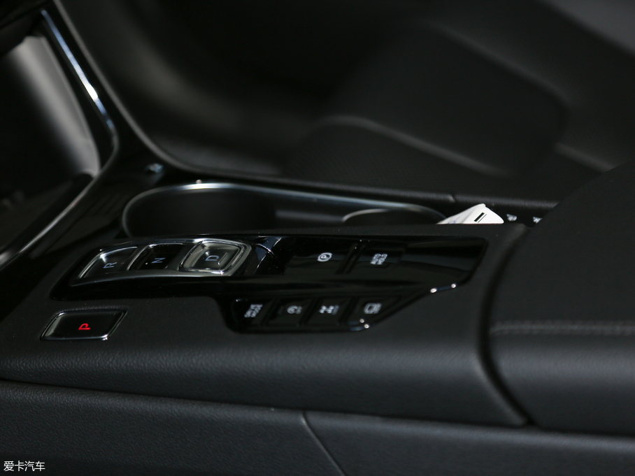 2019F_ Ĵ_ 380 TGDi TOP ԄŞ