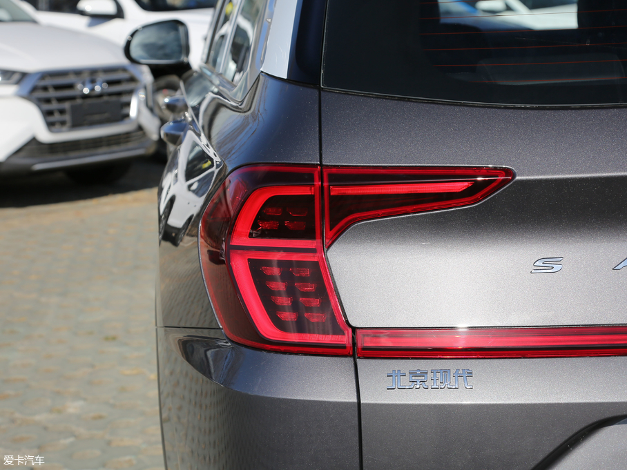 2019F_ Ĵ_ 380 TGDi DLX ԄӃ