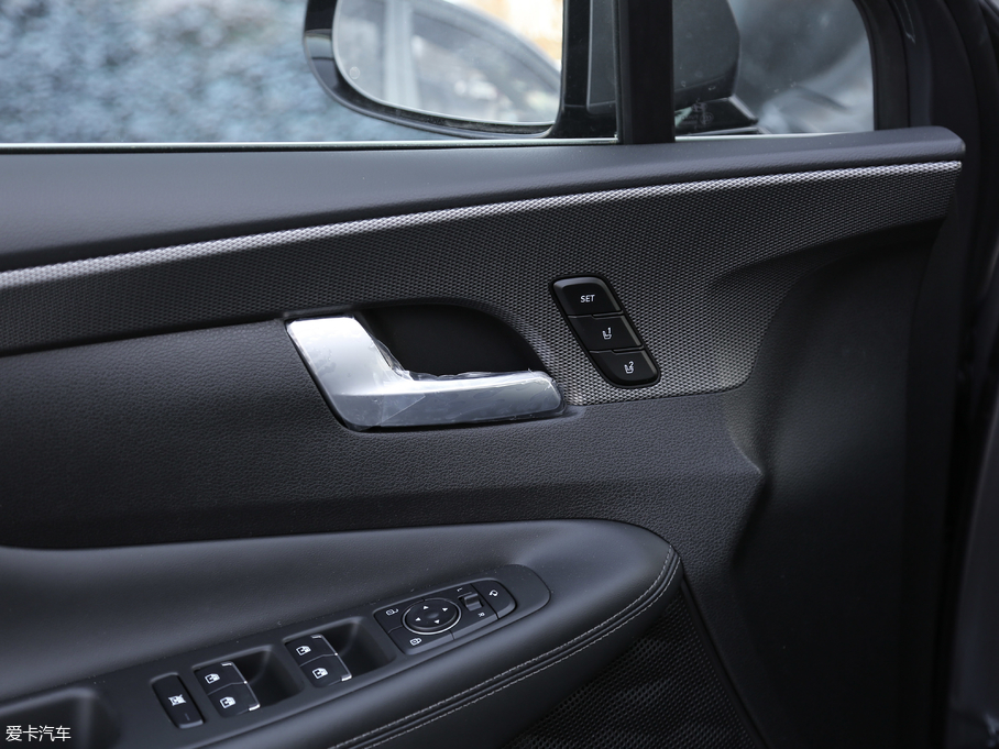 2019F_ Ĵ_ 380 TGDi DLX ԄӃ