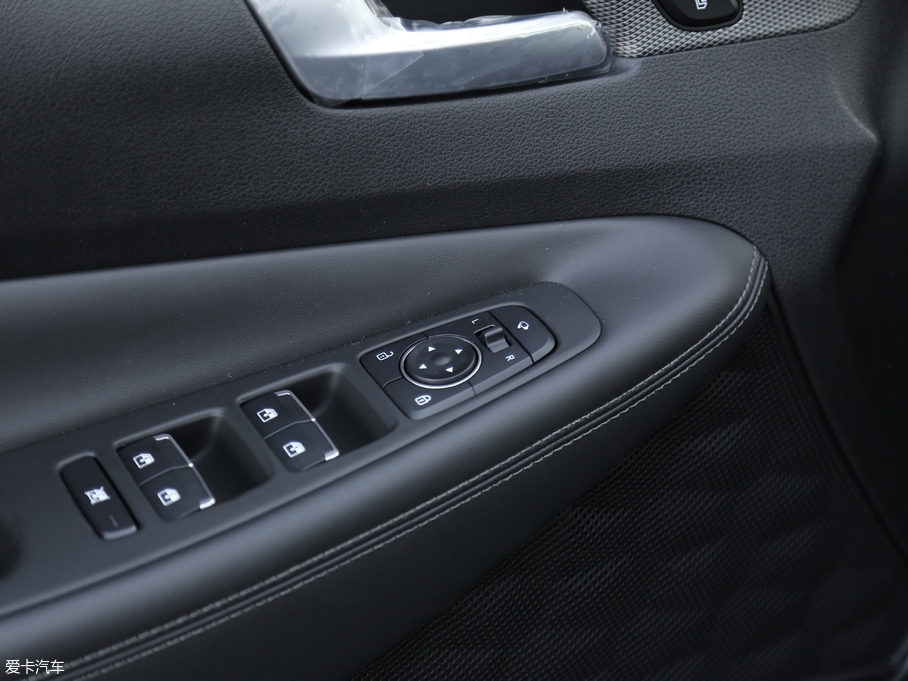 2019F_ Ĵ_ 380 TGDi DLX ԄӃ