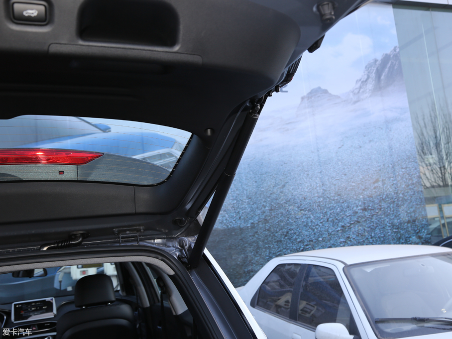 2019F(xin)_(d) Ĵ_(d) 380 TGDi DLX Ԅ(dng)(q)