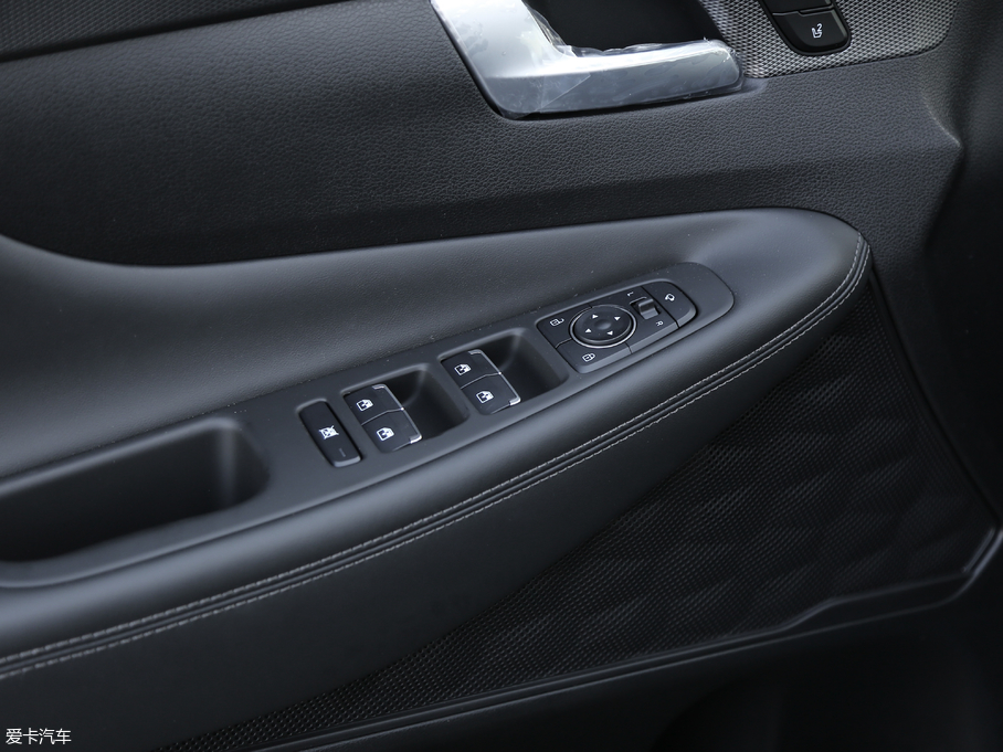 2019F_ Ĵ_ 380 TGDi DLX ԄӃ