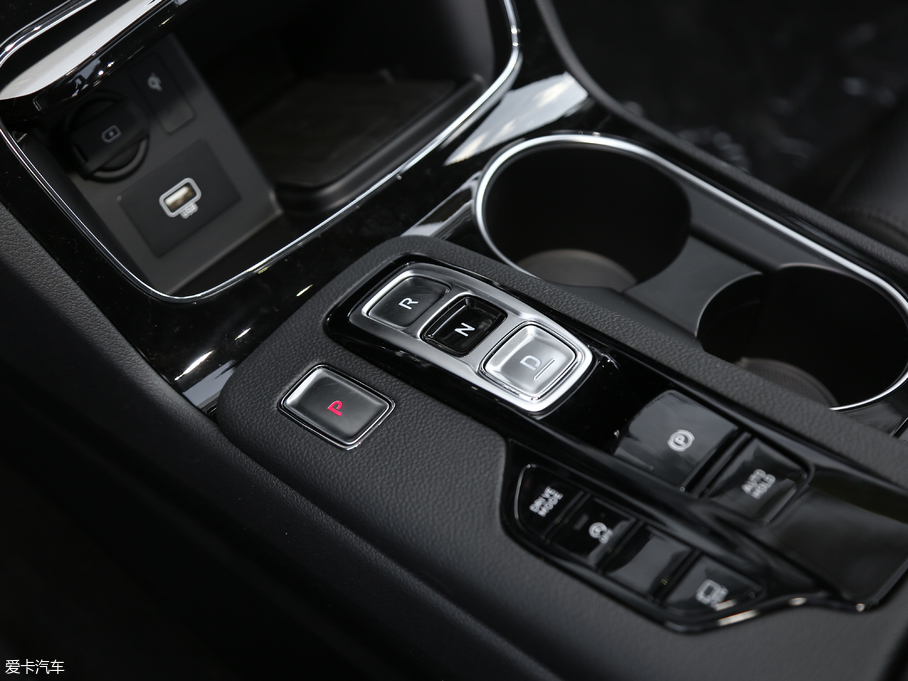 2019F_ Ĵ_ 380 TGDi DLX ԄӃ