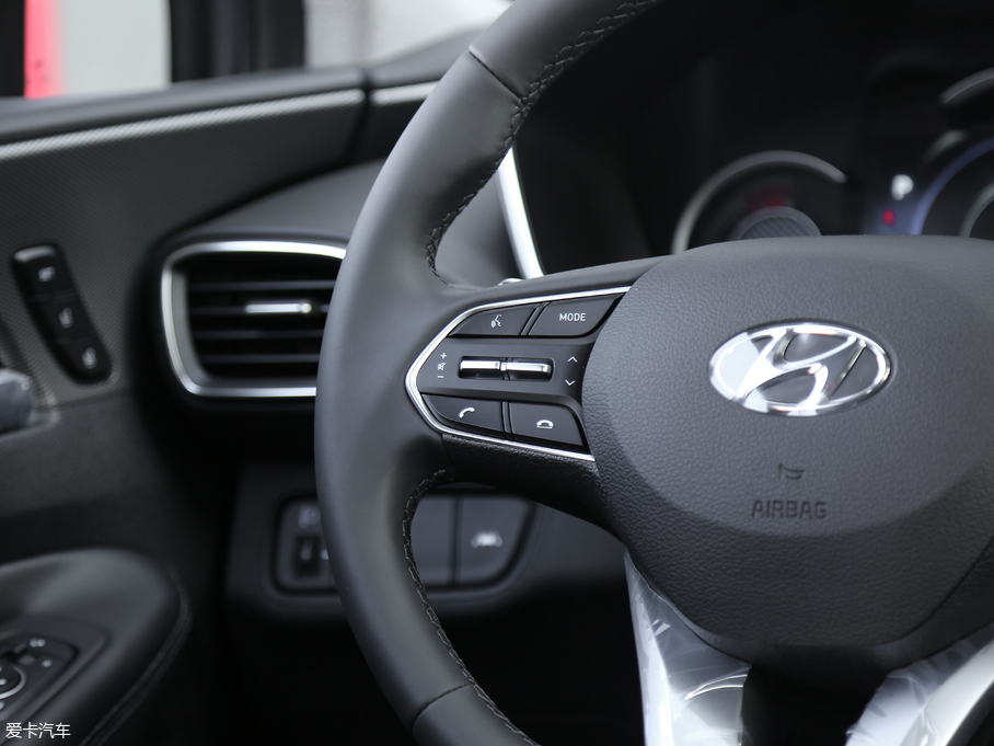 2019F_ Ĵ_ 380 TGDi DLX ԄӃ