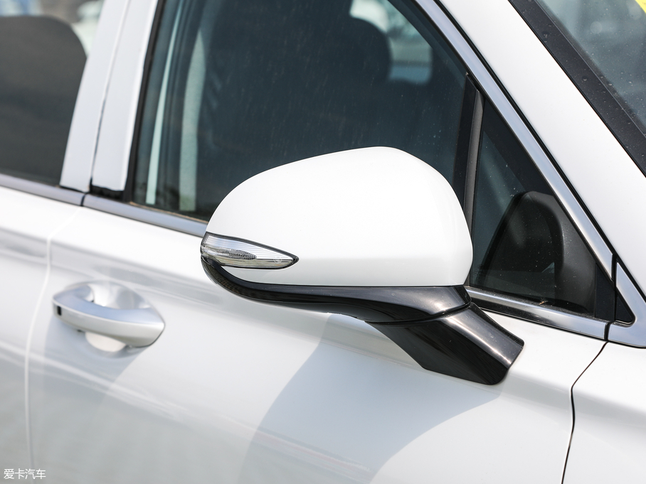 2019F(xin)_ Ĵ_ 380 TGDi DLX ԄӃ(q)