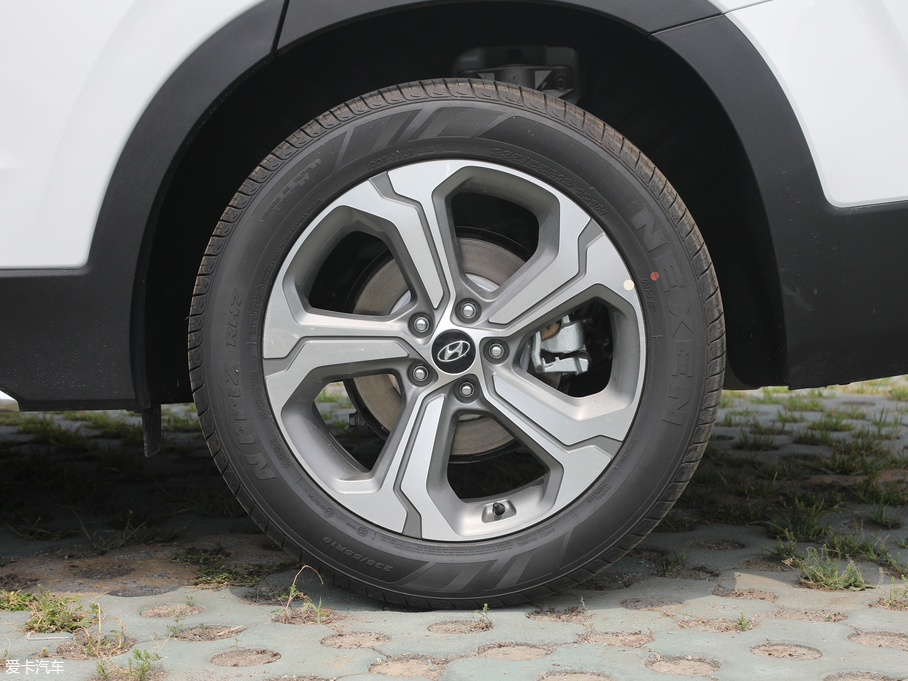 2019F(xin)_(d) Ĵ_(d) 380 TGDi DLX Ԅ(dng)(q)